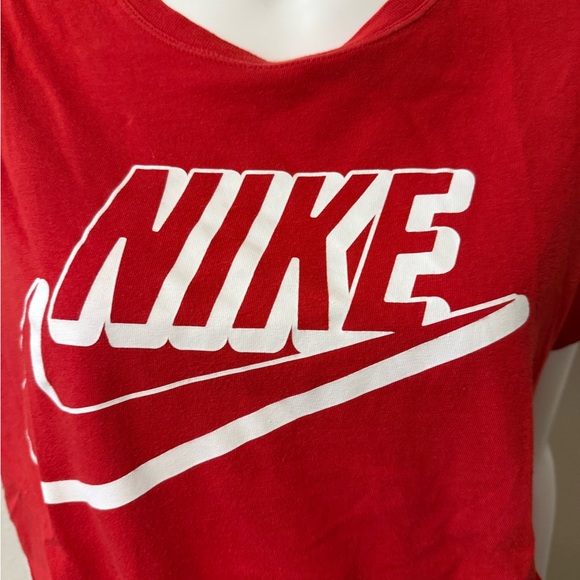Nike Dri-Fit Classic Red Tee - Picture 4 of 6